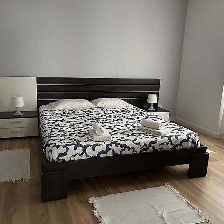 Apartamento Marques De Pombal 55 Peniche Exterior foto